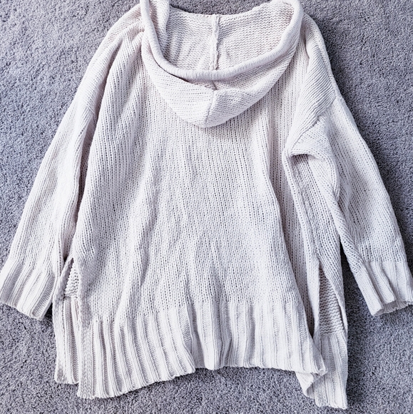 Aerie Beige Oversized Pullover - Picture 3 of 3